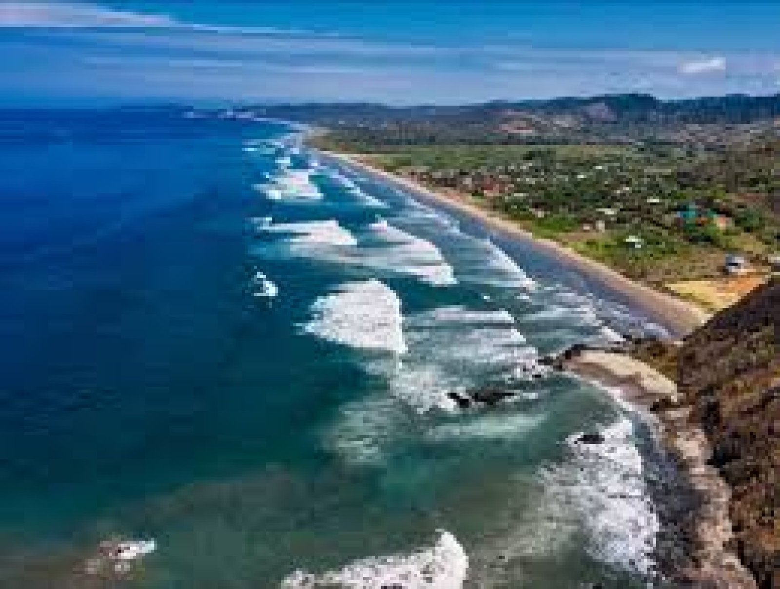 Ayampe: Surf, Nature & Slow Living on Ecuador’s Hidden Coast