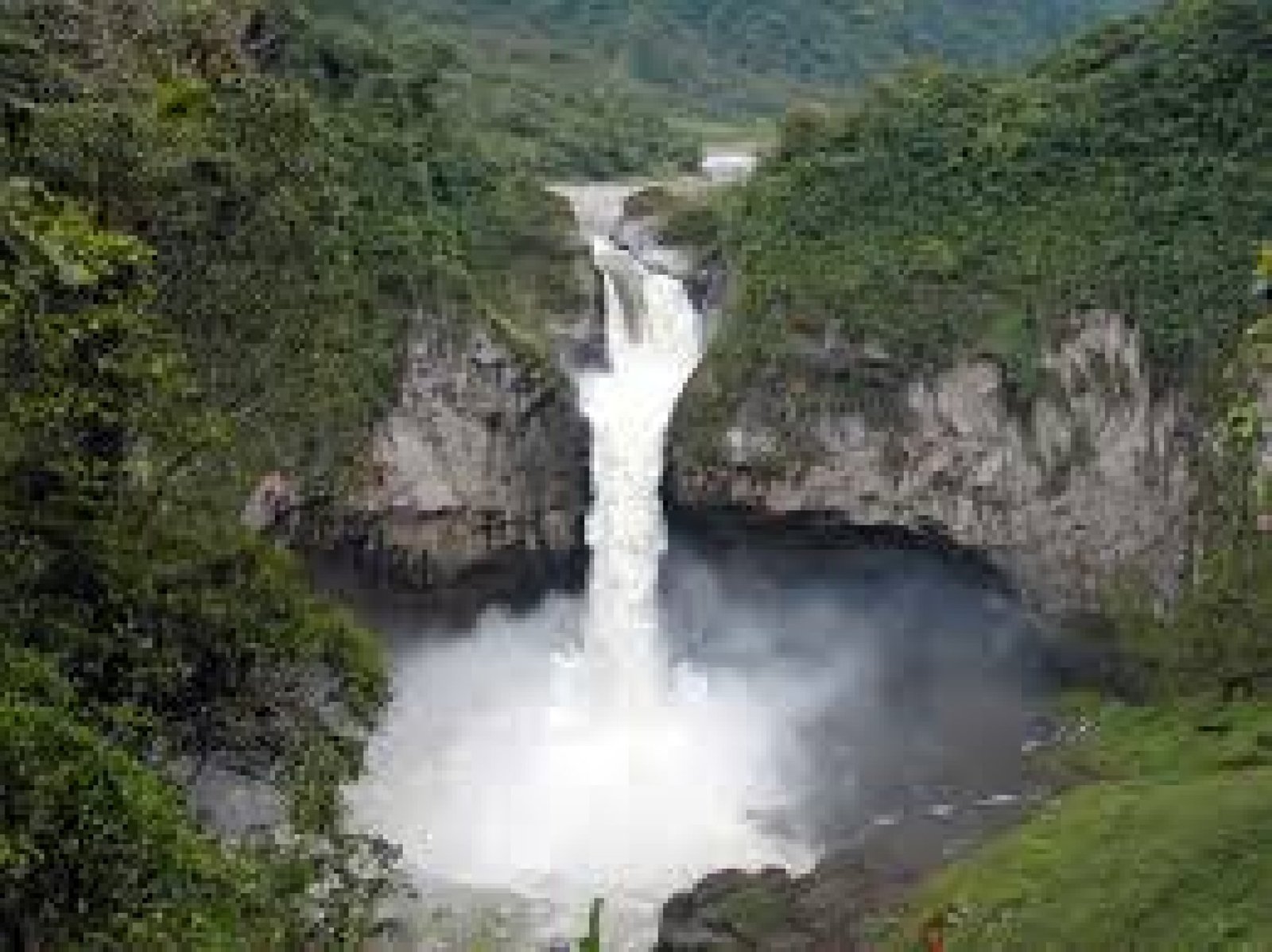 Cascada San Rafael: the former highest waterfall in Ecuador