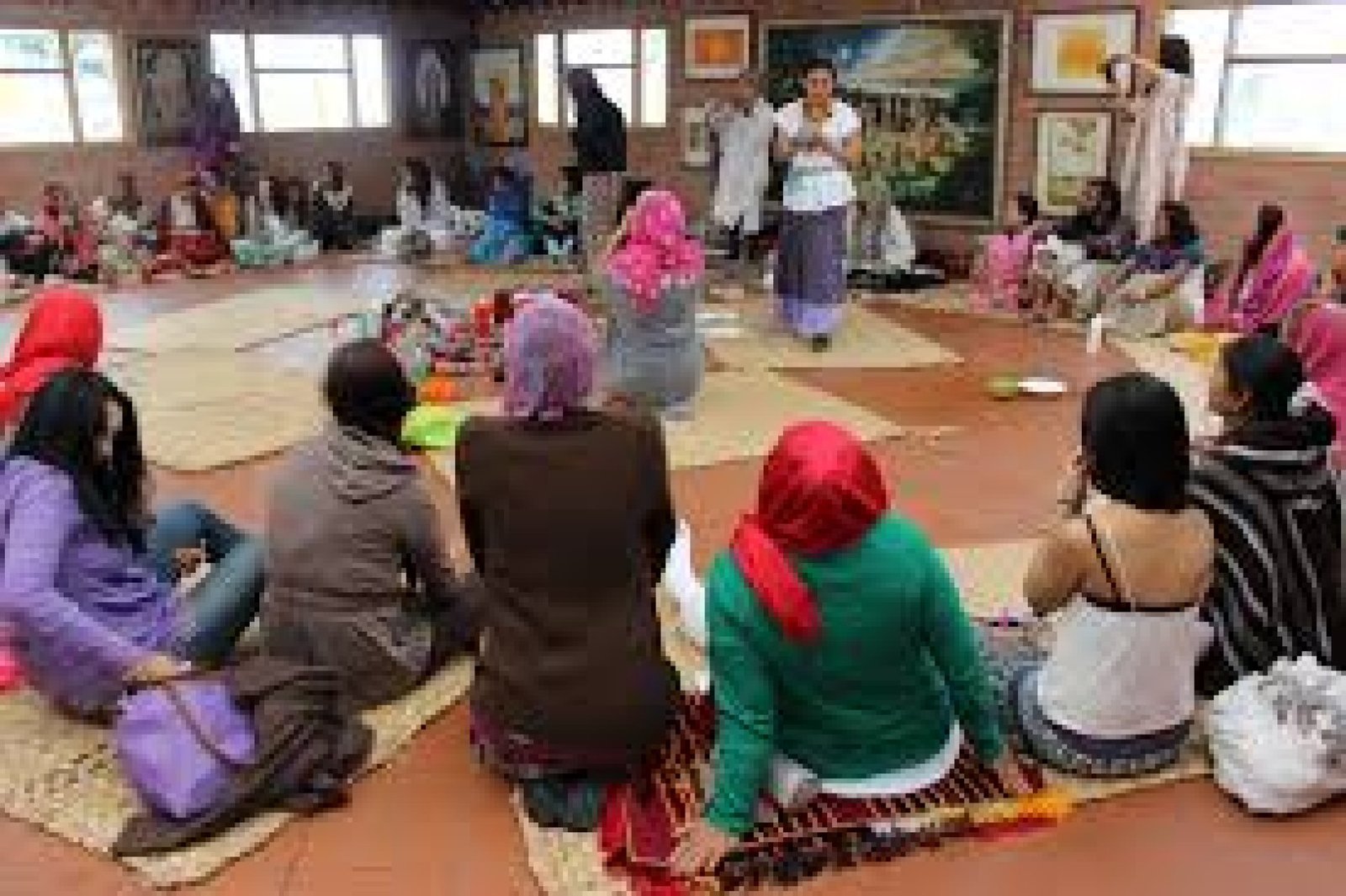 Sacred Altars in Ecuador: Spaces of Offering, Energy, and Ancestral Connection