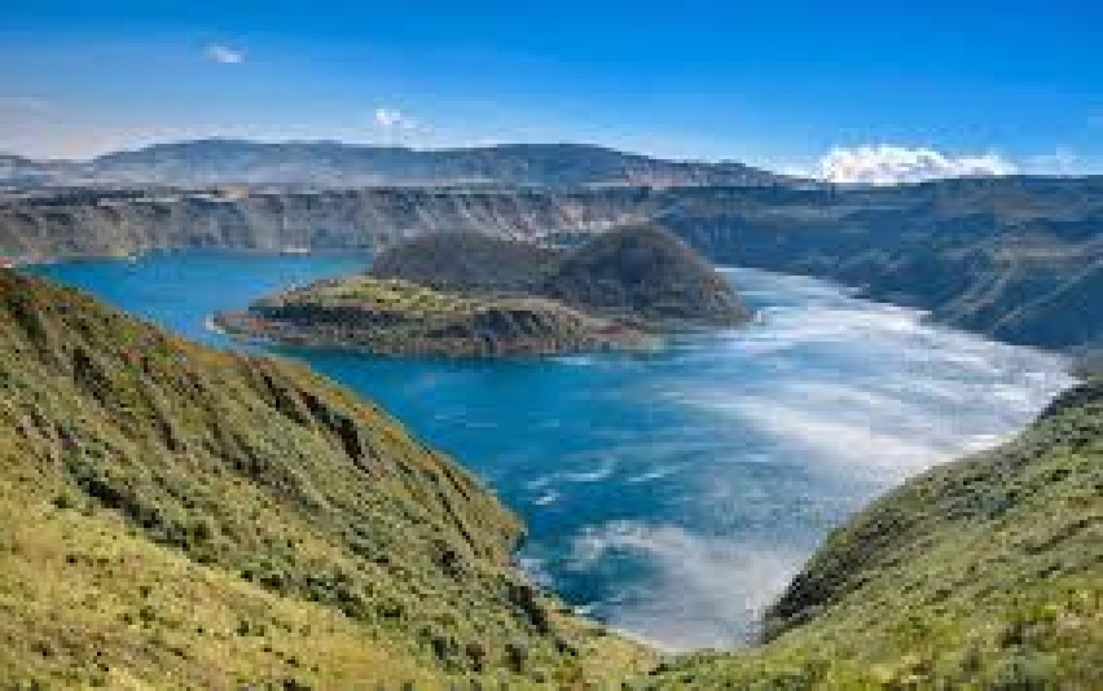 More Than a Trip: discovering Ecuador with those who live it every day