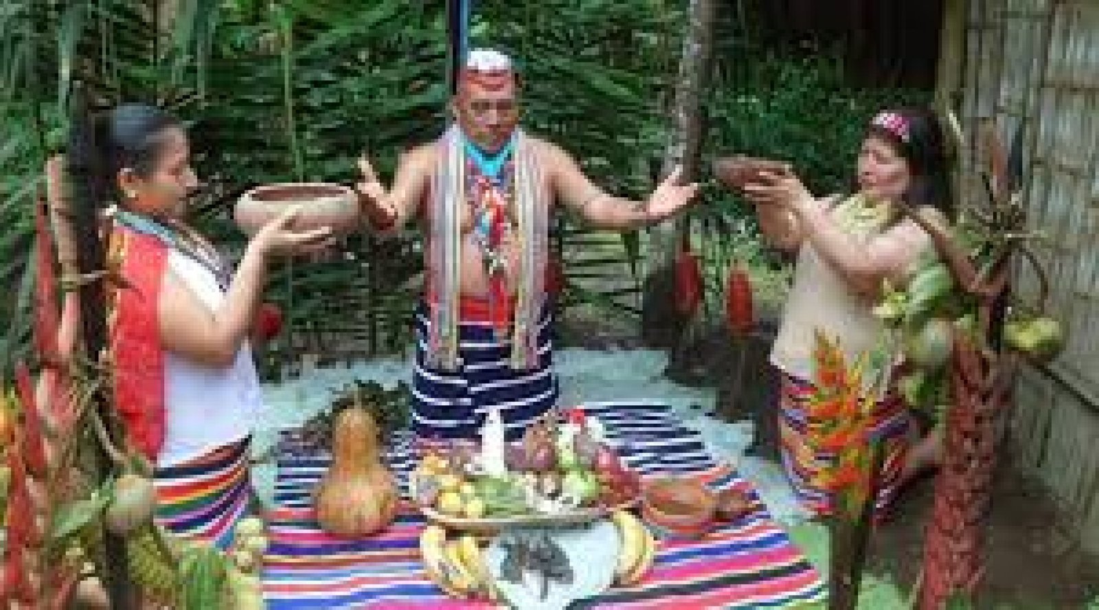 El Pueblo Tsáchila: Guardianes de la Identidad y la Sabiduría Ancestral