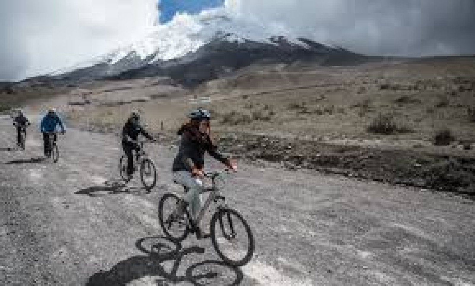 Unique Experiences in Ecuador: Trekking, Biking, Buggy Tours and More