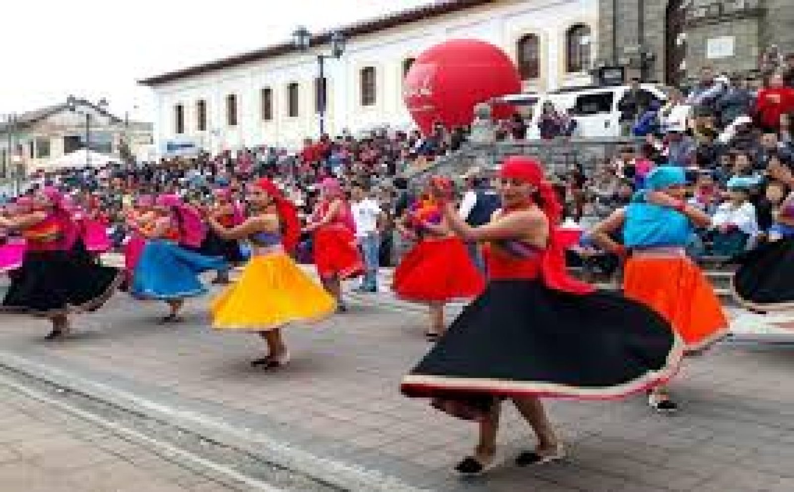 Jora Festival in Cotacachi: Culture, Tradition, and Ancestral Flavors