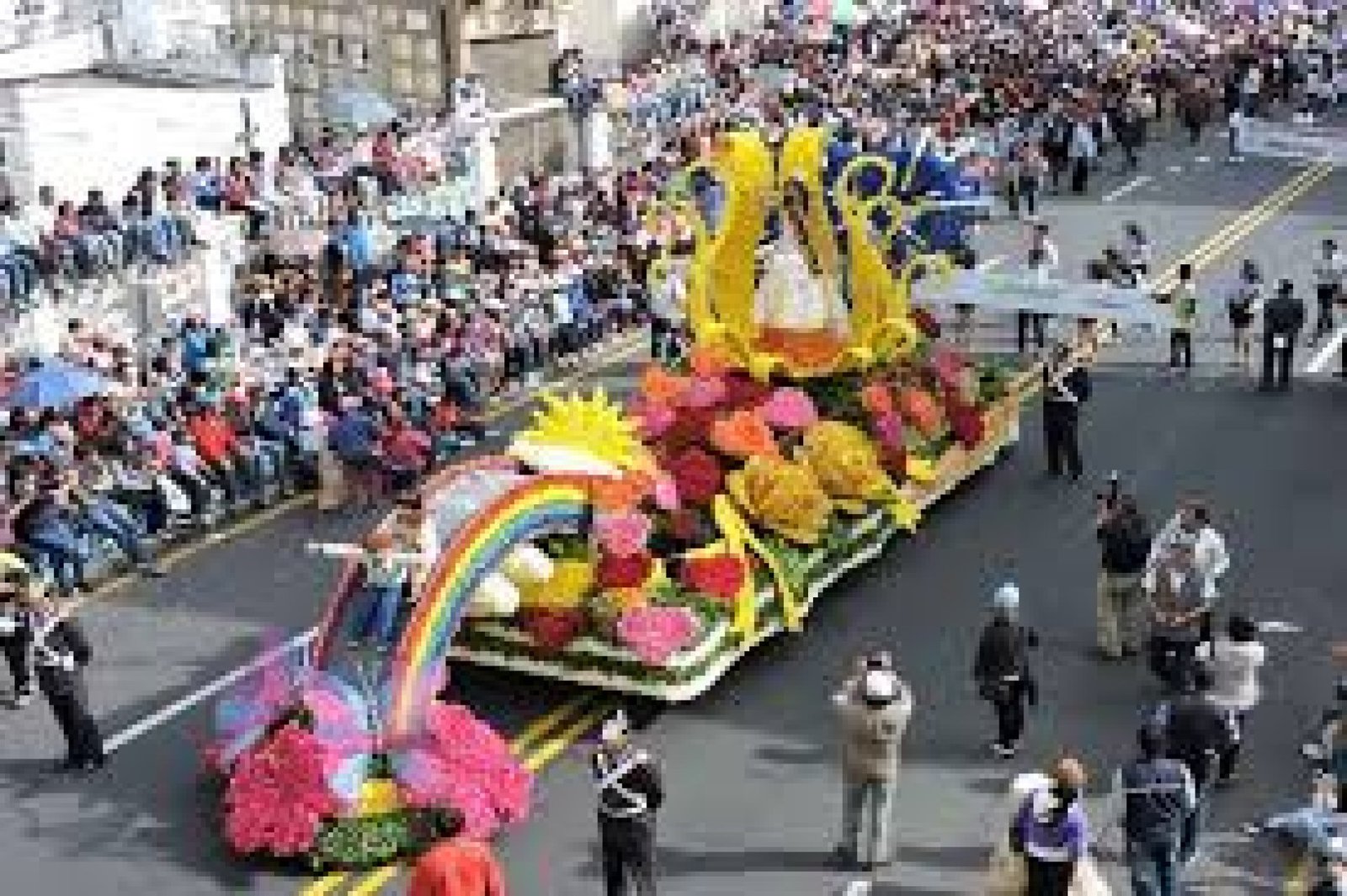 Fiestas Tradicionales del Ecuador: Celebraciones que Unen Historia, Fe y Comunidad