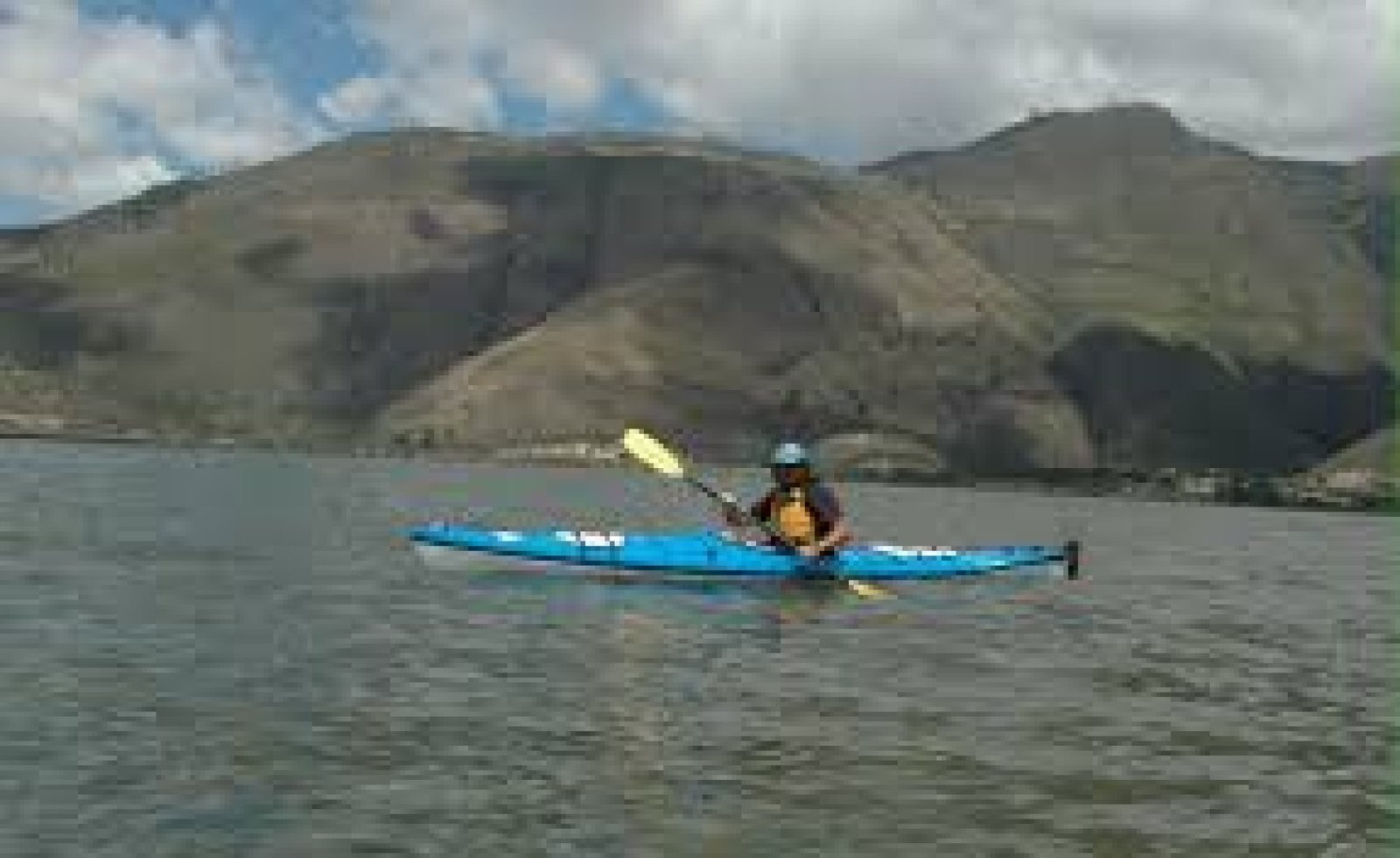 Kayak y paddleboard en lagunas de altura de la Sierra ecuatoriana