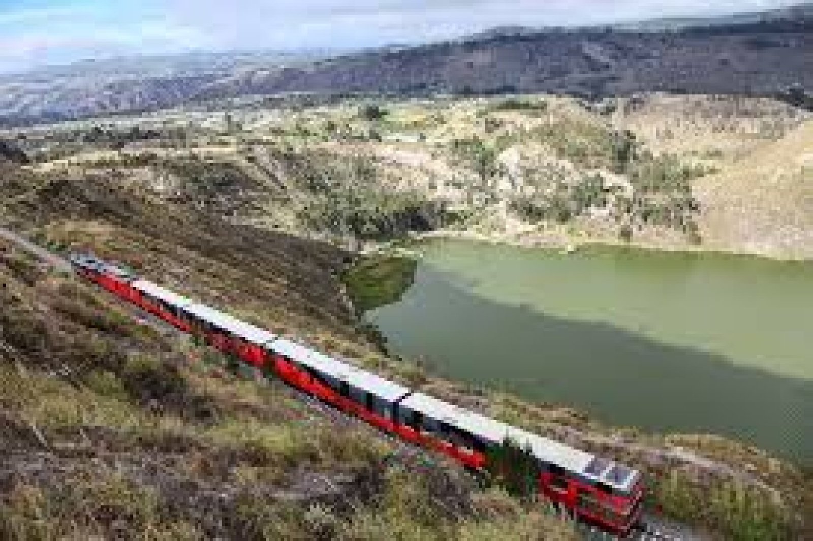 La Magia del Tren Crucero en los Andes Ecuatorianos