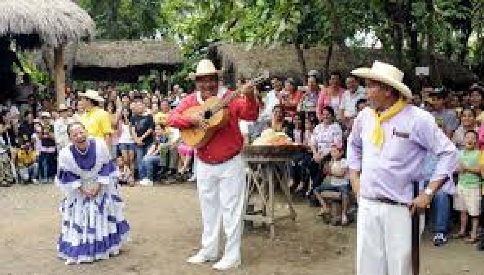 La cultura montubia en la Costa: tradiciones, música y gastronomía