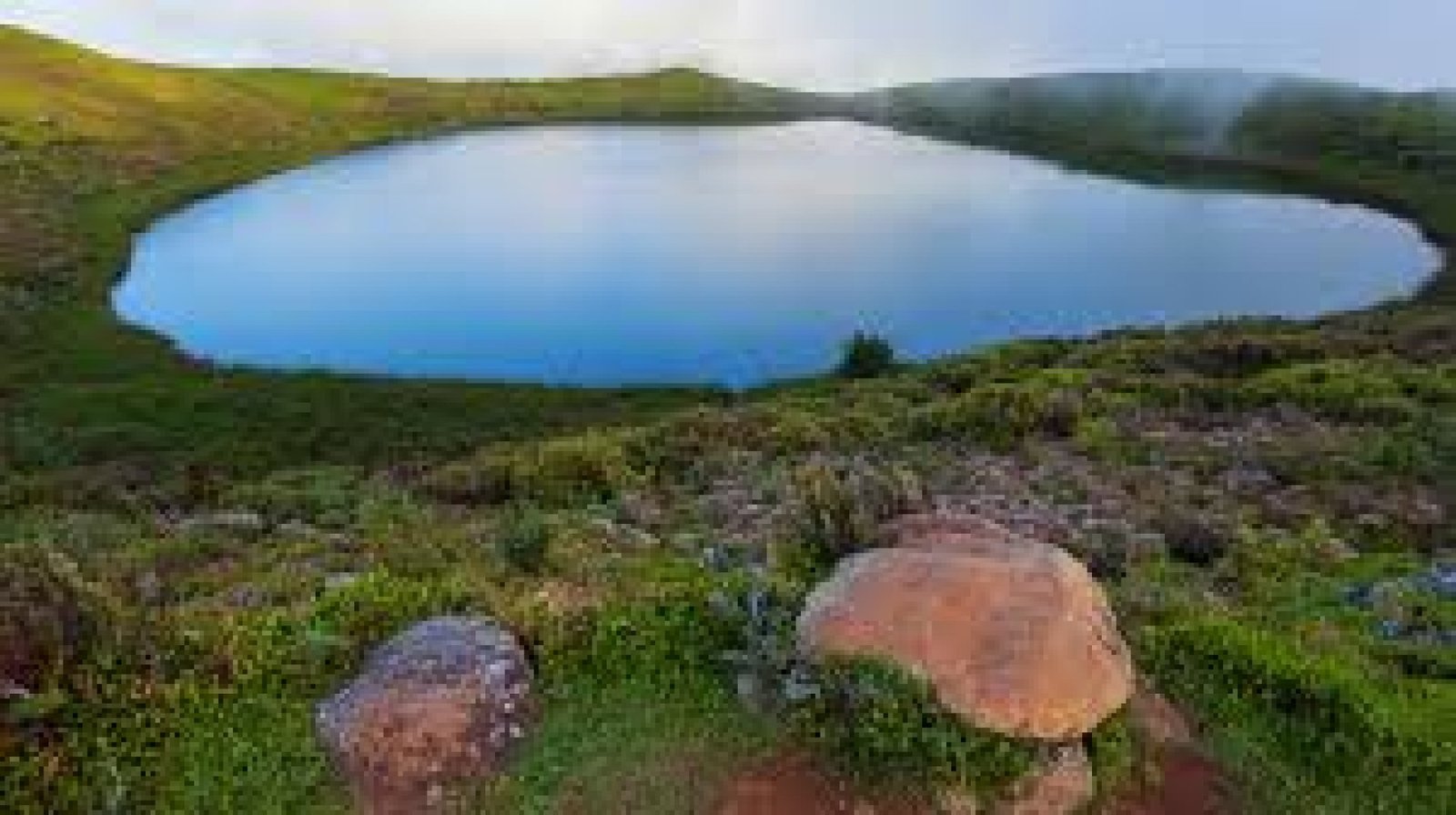 Laguna El Junco: el lago de agua dulce en las alturas de Galápagos