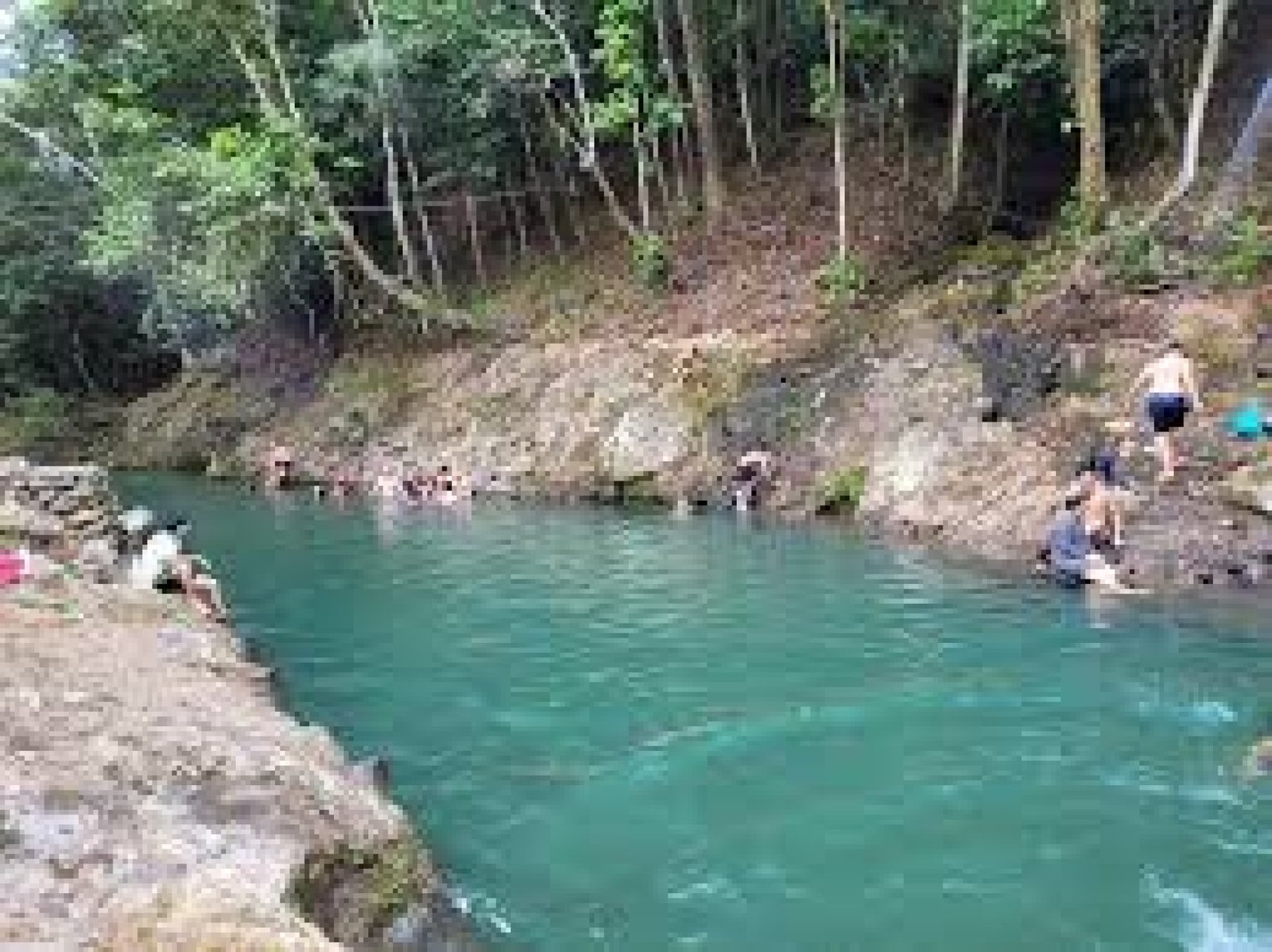 Hidden Crystal Pools: Nature and Relaxation in Ecuador’s Amazon