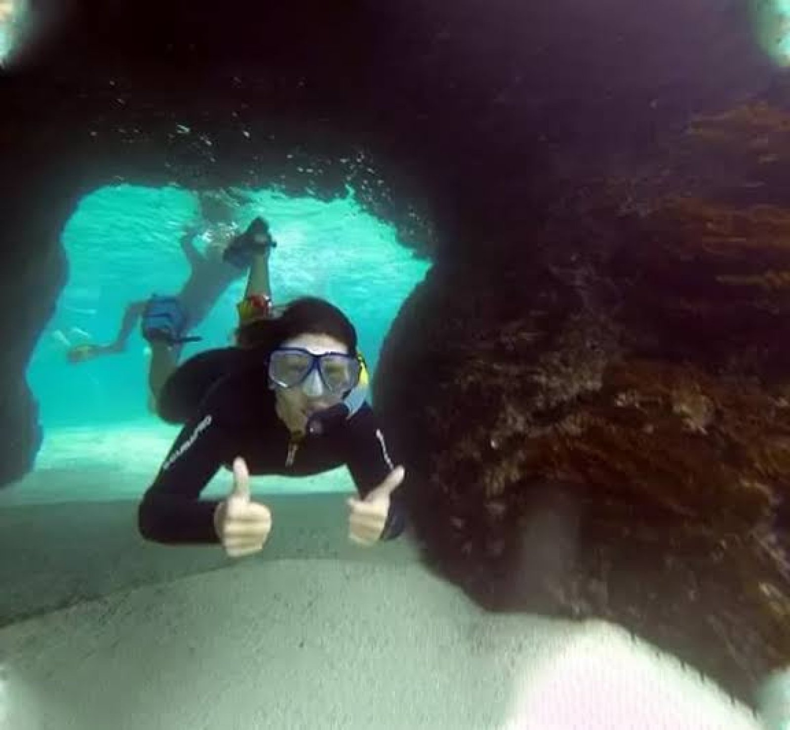 Los Túneles Galápagos: Tour de Snorkel en Isla Isabela