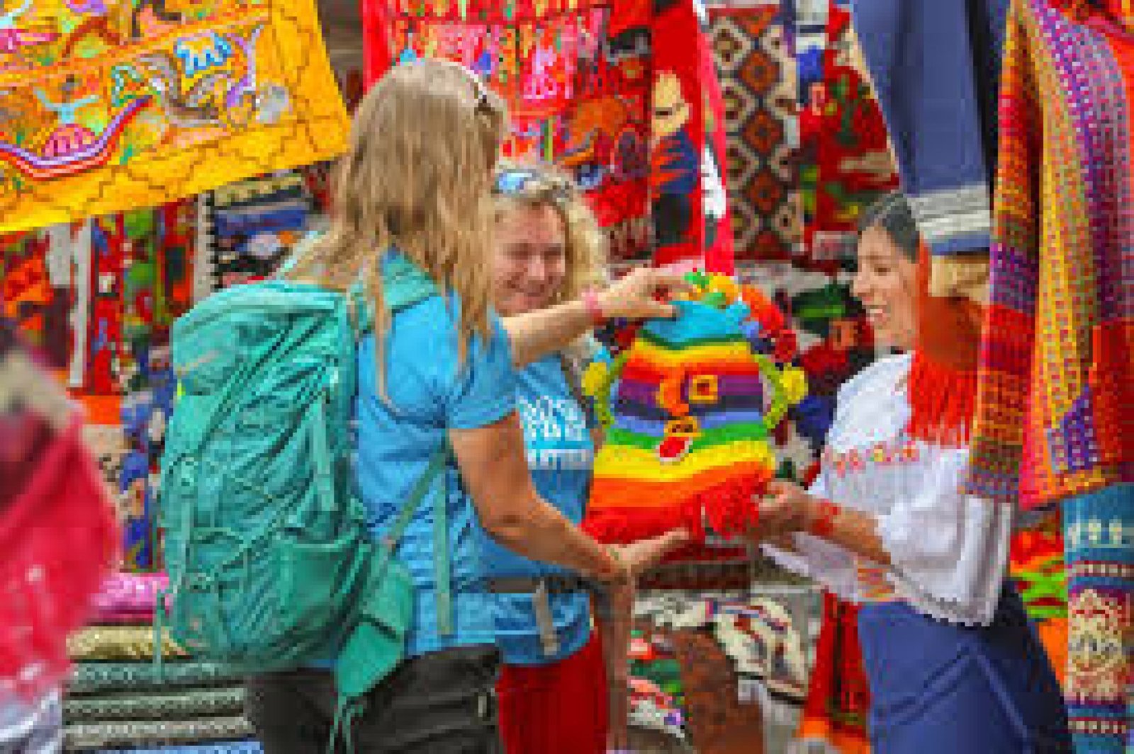 Traditional Textiles of Ecuador: Colors, Techniques, and Symbolism