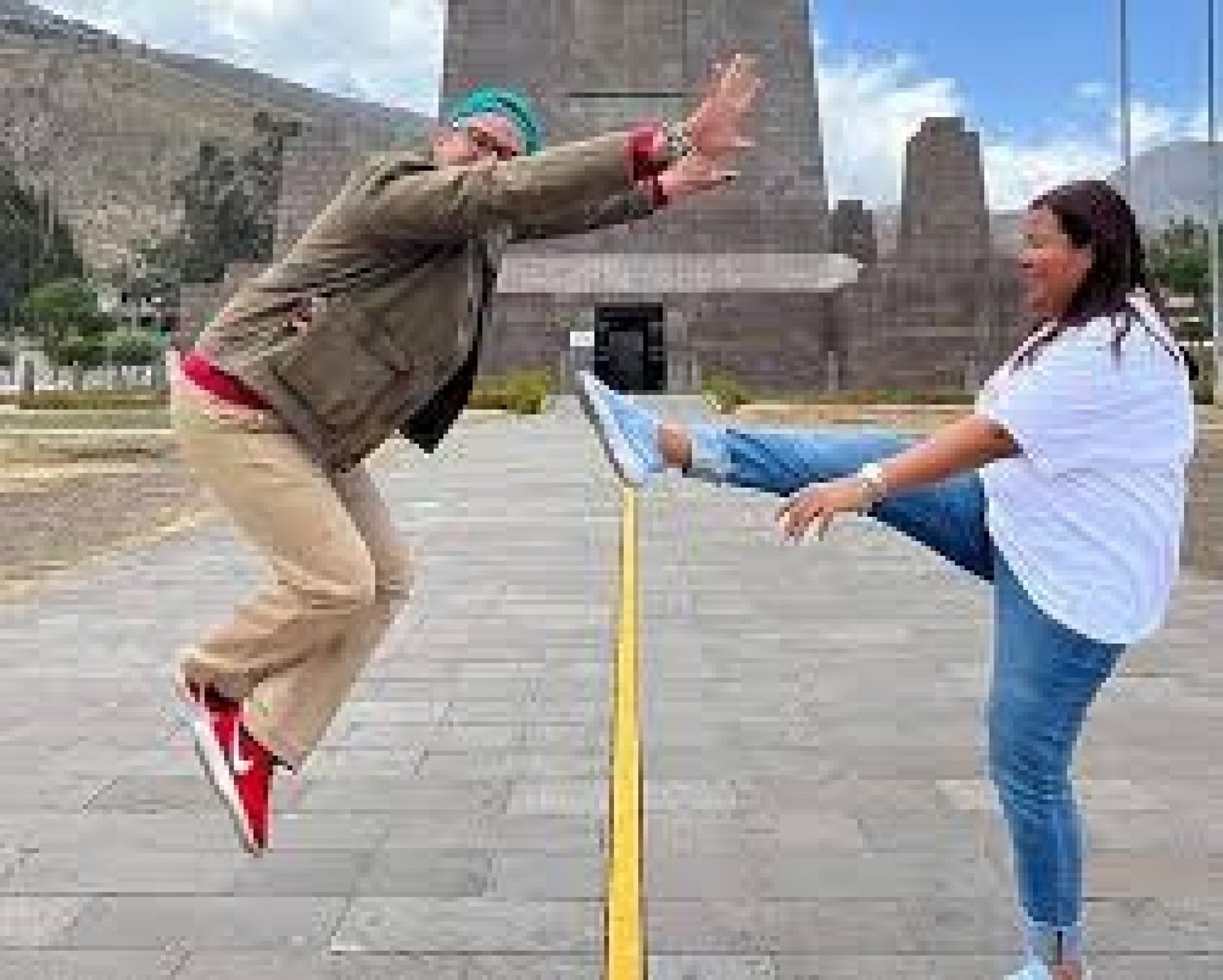 Best Ecuador Tours for Couples, Families & Solo Travelers