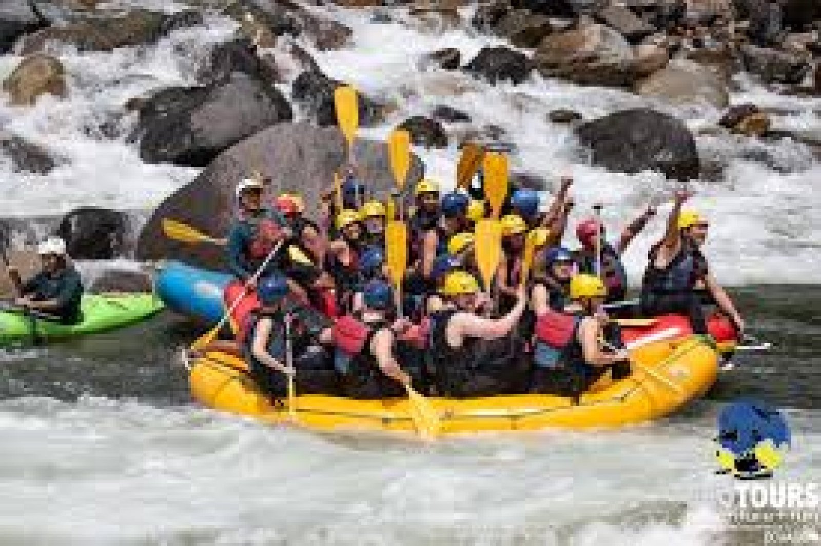Rafting on the Pastaza River: Adventure and Adrenaline in Ecuador’s Amazon