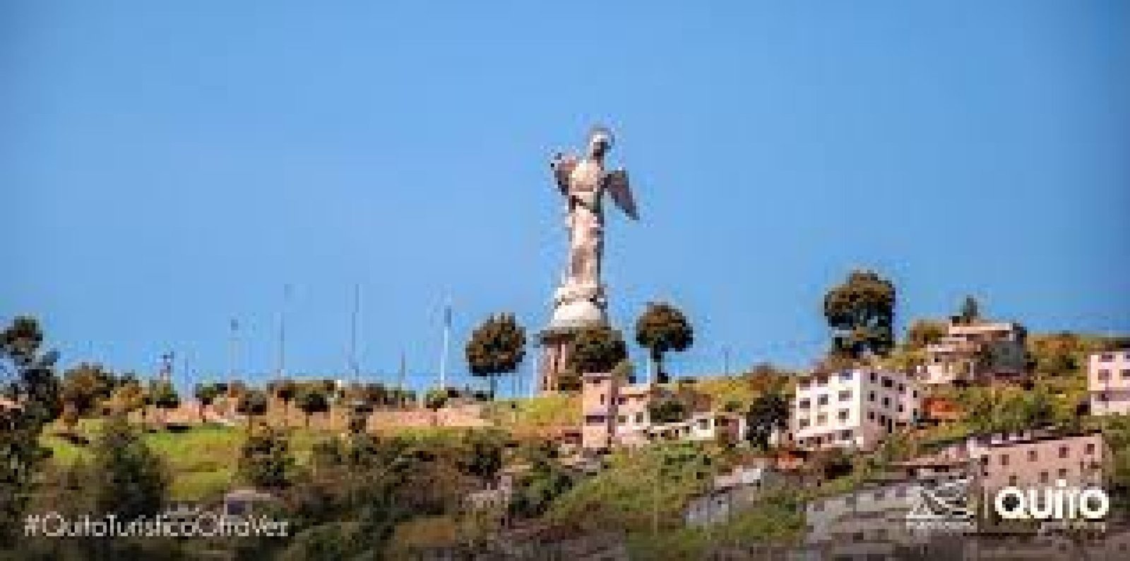 El Panecillo Viewpoint Tour: History and Panoramic Views of Quito