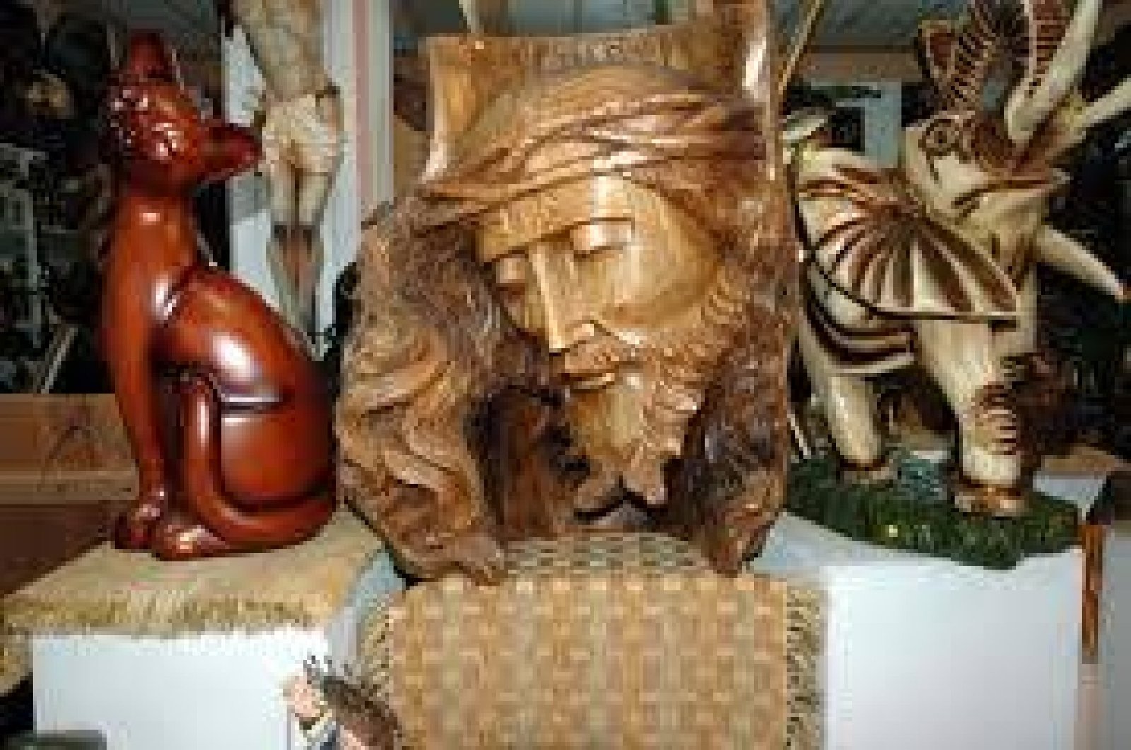 Tour artesanal en San Antonio de Ibarra: el arte de la madera en Ecuador