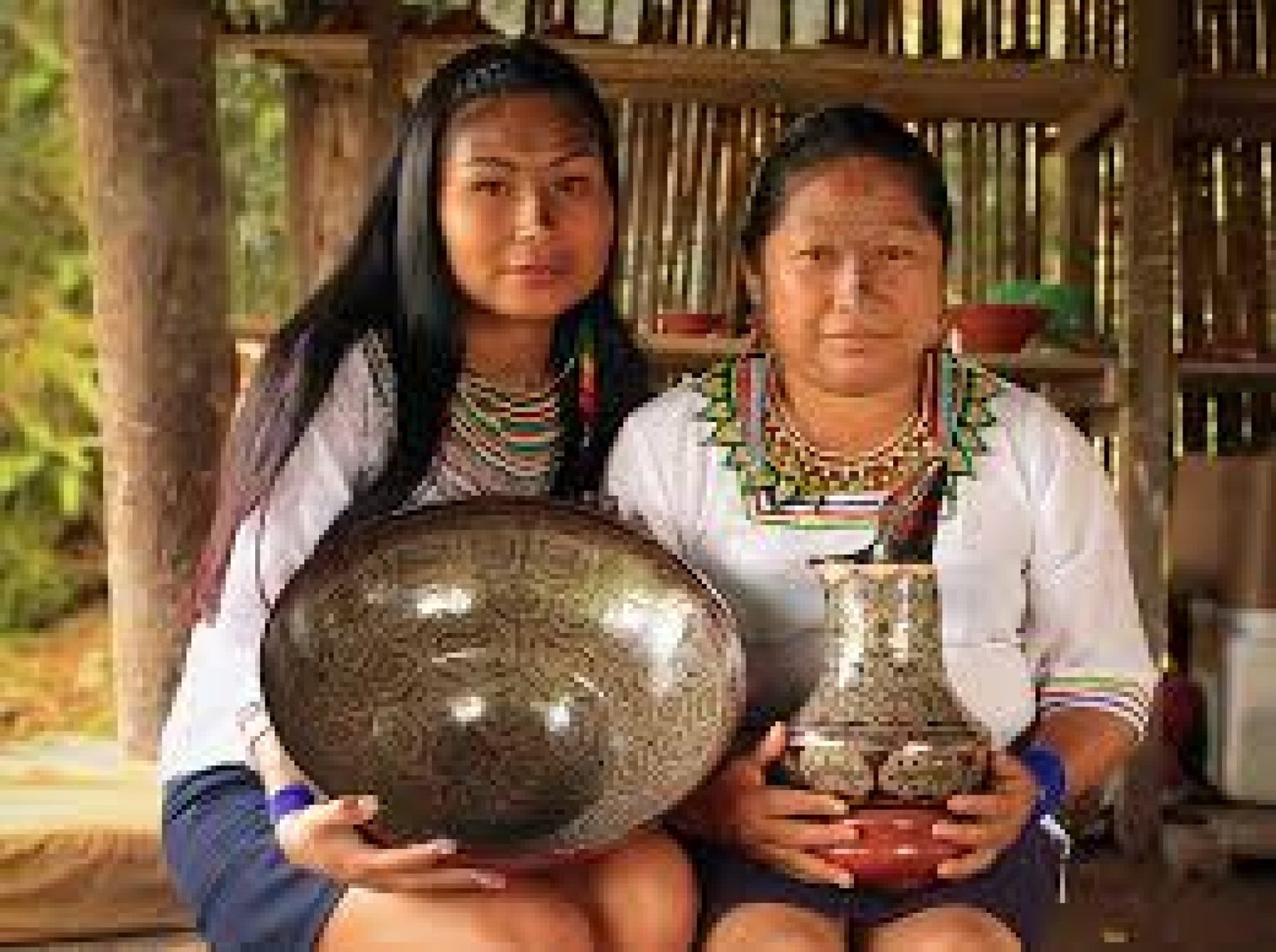 Living Tradition: How Ecuador’s Ancestral Cultures Shape Modern Life