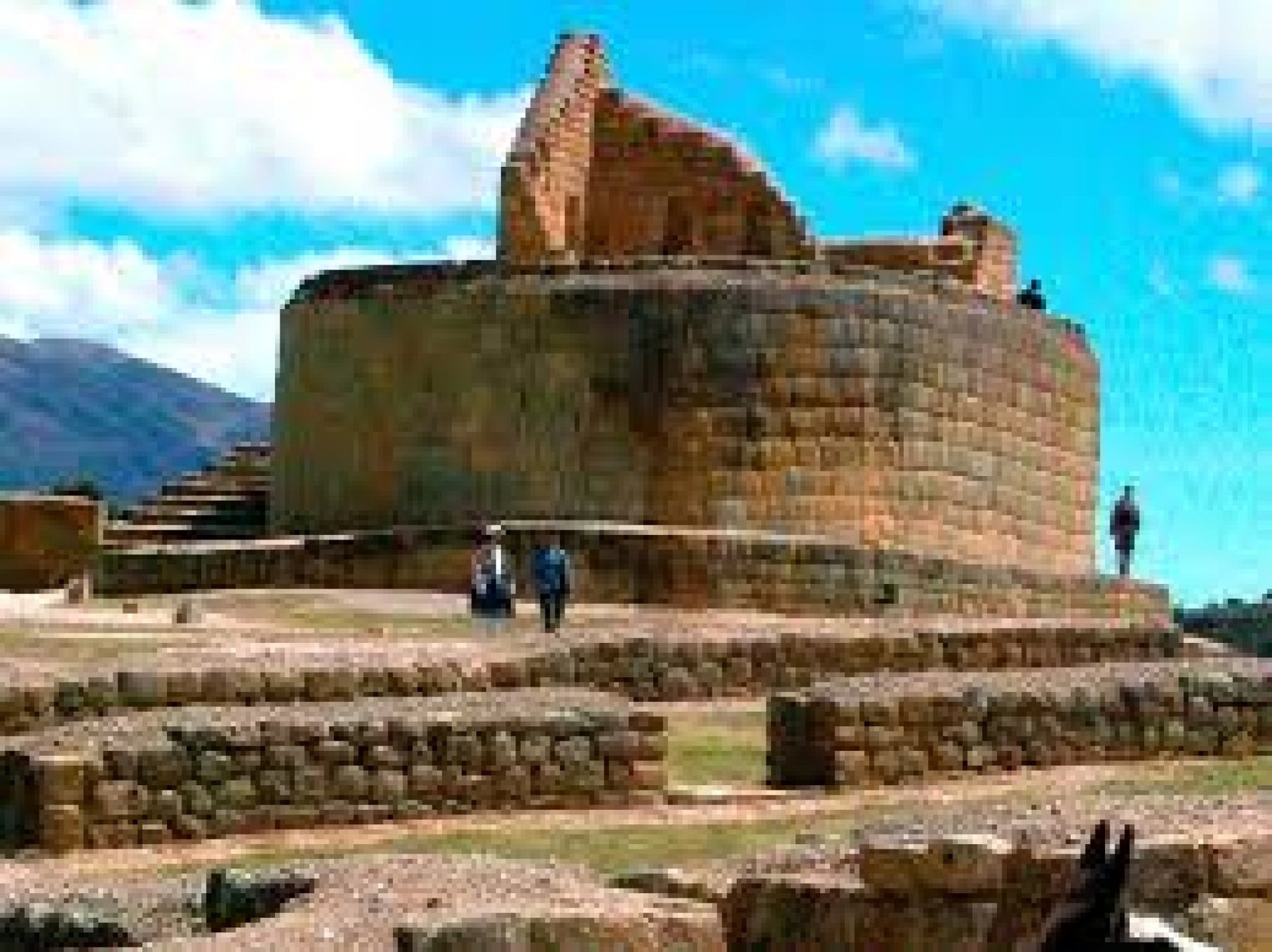 Archaeological Tourism in Ingapirca: Discover Ecuador’s Pre-Columbian History
