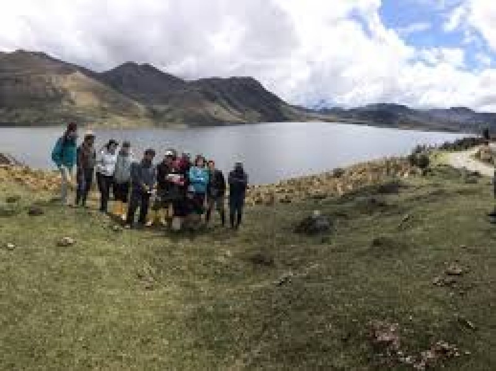 El Sendero al Cerro Hermoso: Un Rincón Oculto en los Andes