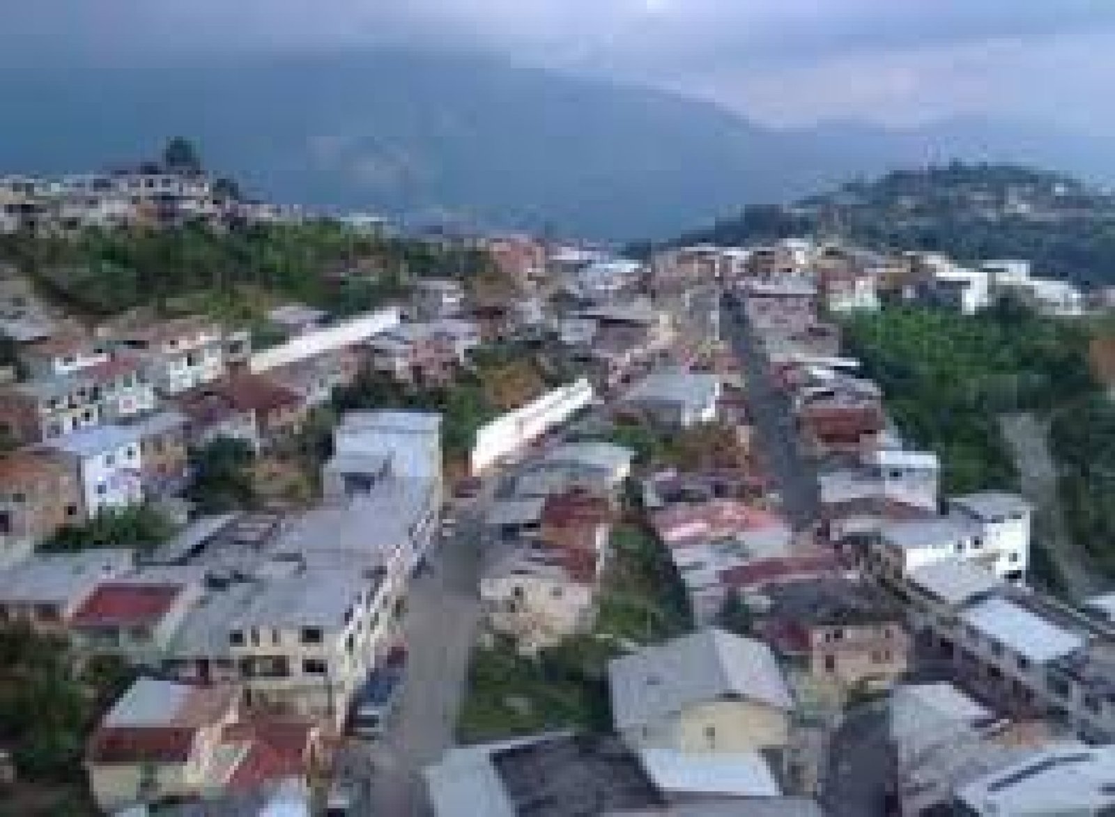 Atahualpa: El Pueblo Oculto en la Ruta de los Andes