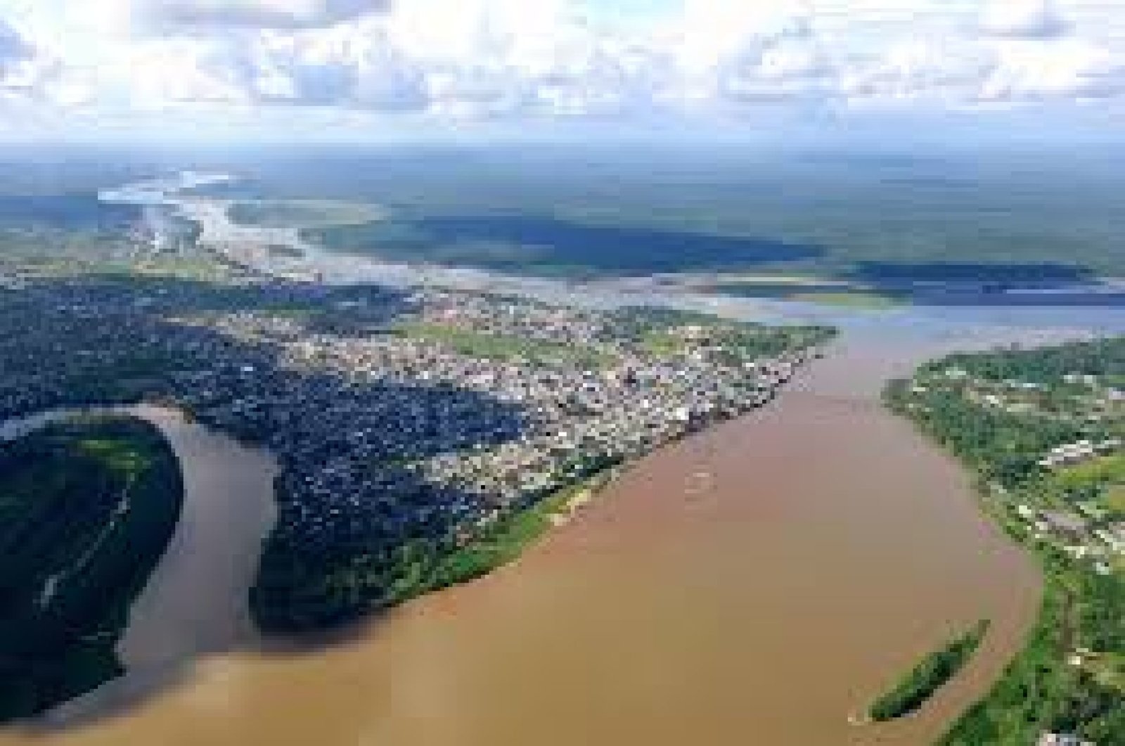 La Magia del Río Napo: Turismo de Aventura en la Amazonía Ecuatoriana