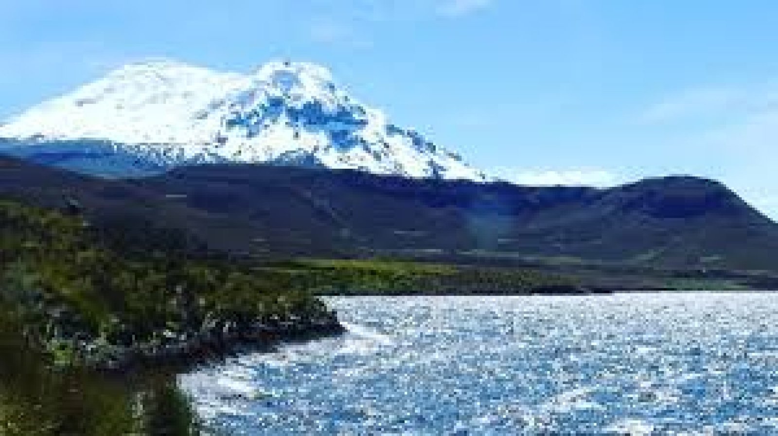 La Reserva Ecológica Antisana: Un Refugio Natural en el Corazón de los Andes