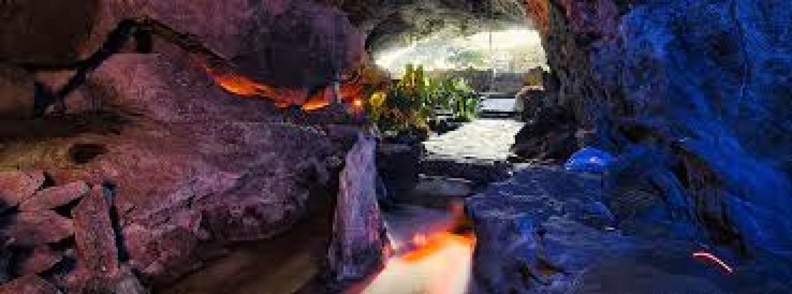 Cuevas Místicas de Baños: Explorando el Corazón de la Tierra