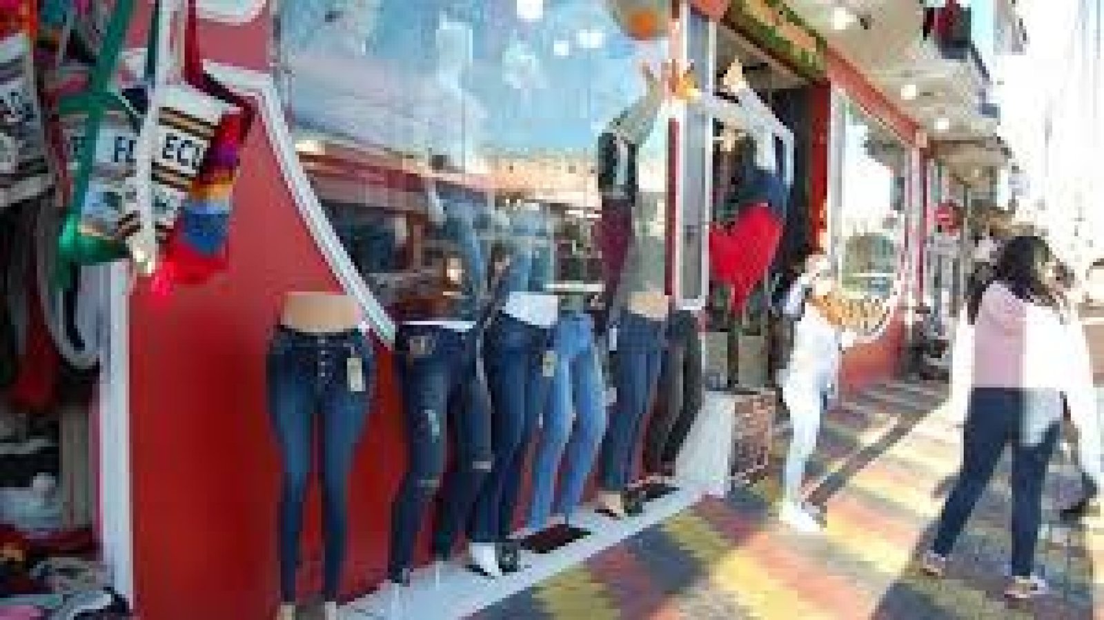 Pelileo: La Capital de los Jeans en Ecuador
