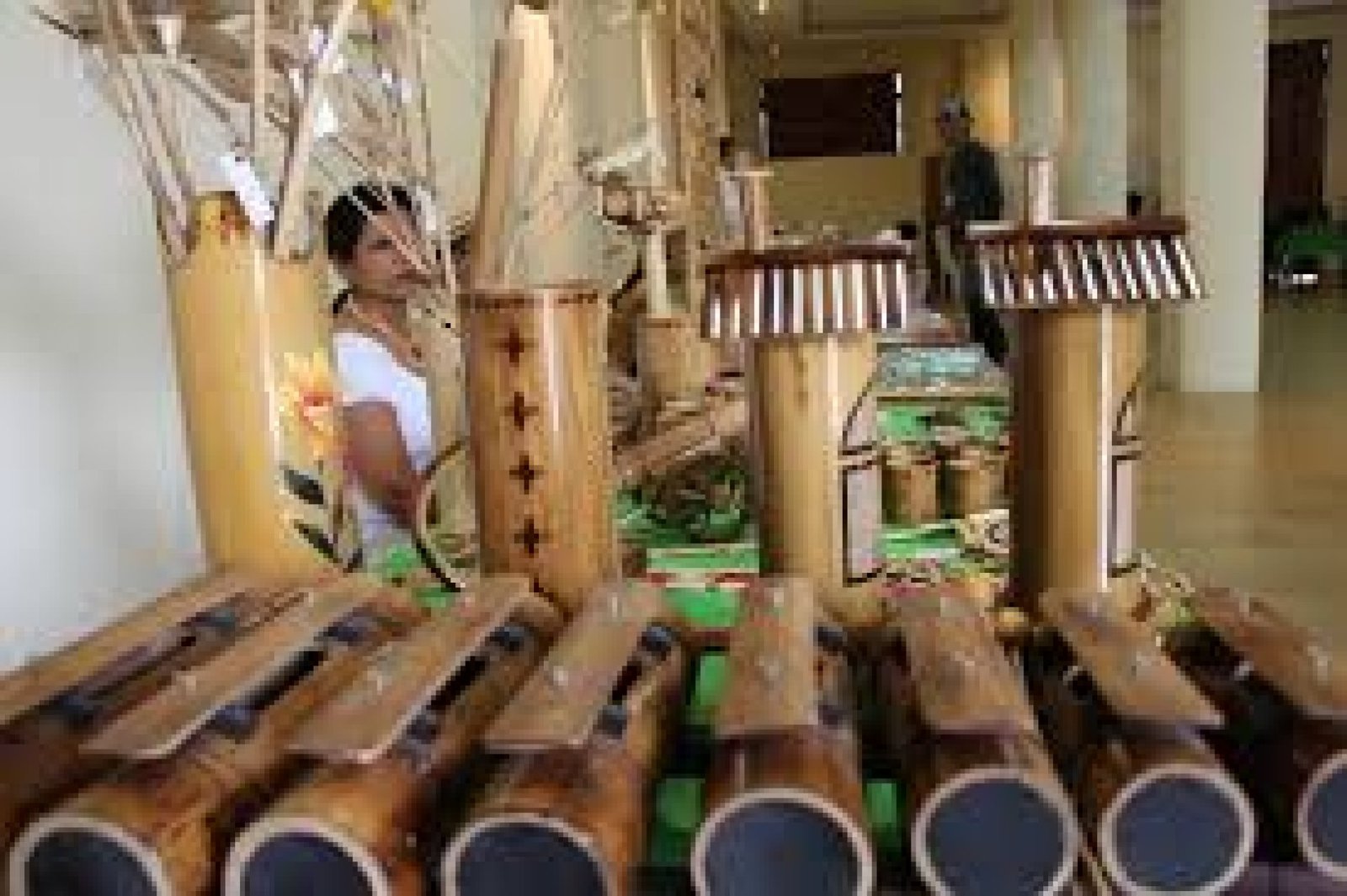 Experiential Tourism with Bamboo Musical Instrument Workshops in Ecuador