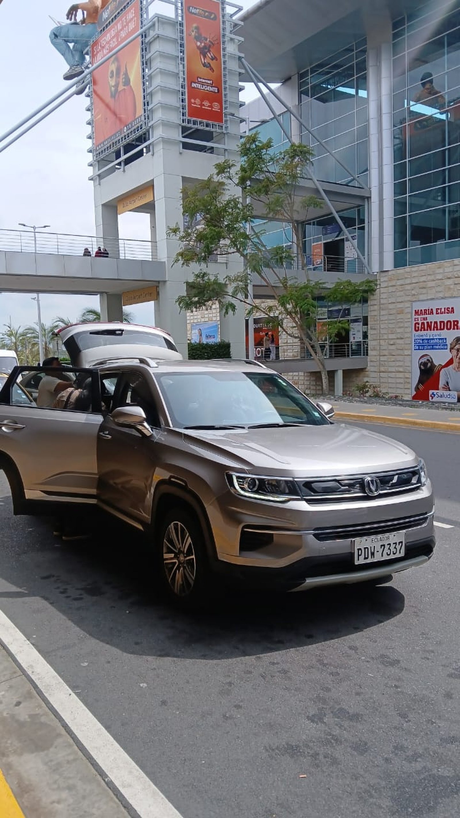 Quito Airport to Banos Transfer Ecuador | 24/7 Private Service