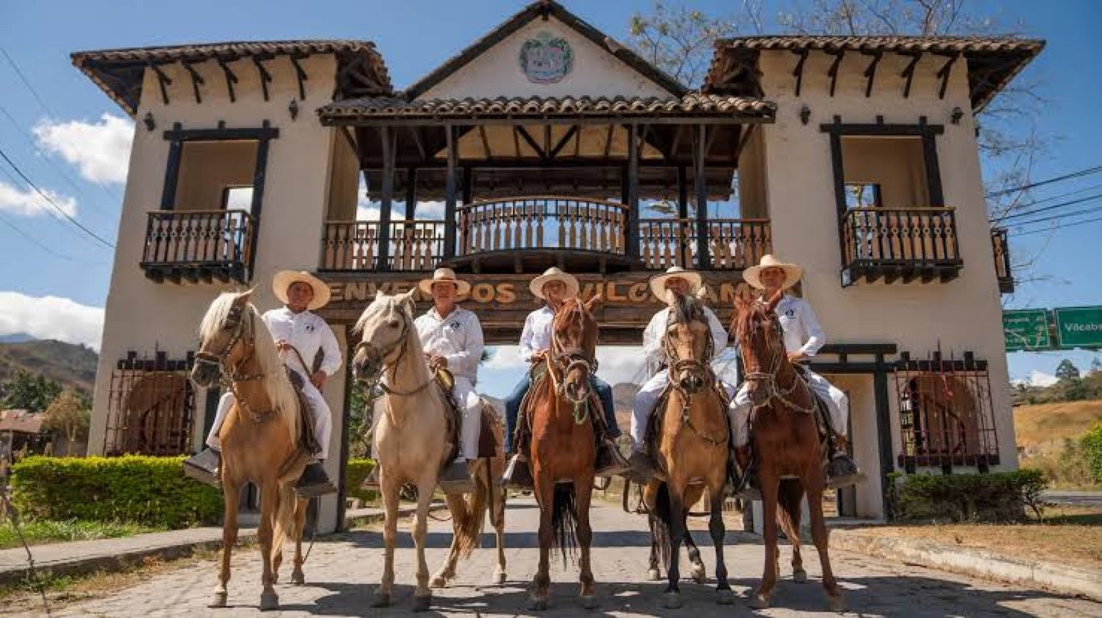 3-Day Tour from Cuenca to Vilcabamba & Loja
