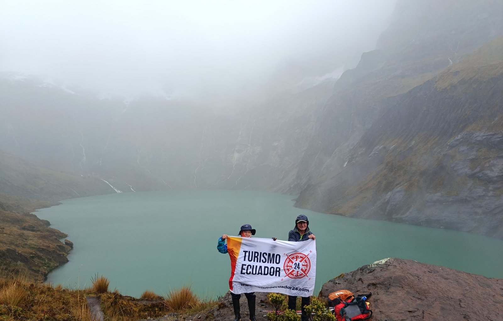 Volcano Altar  Ecuador 2 Day-1 Night