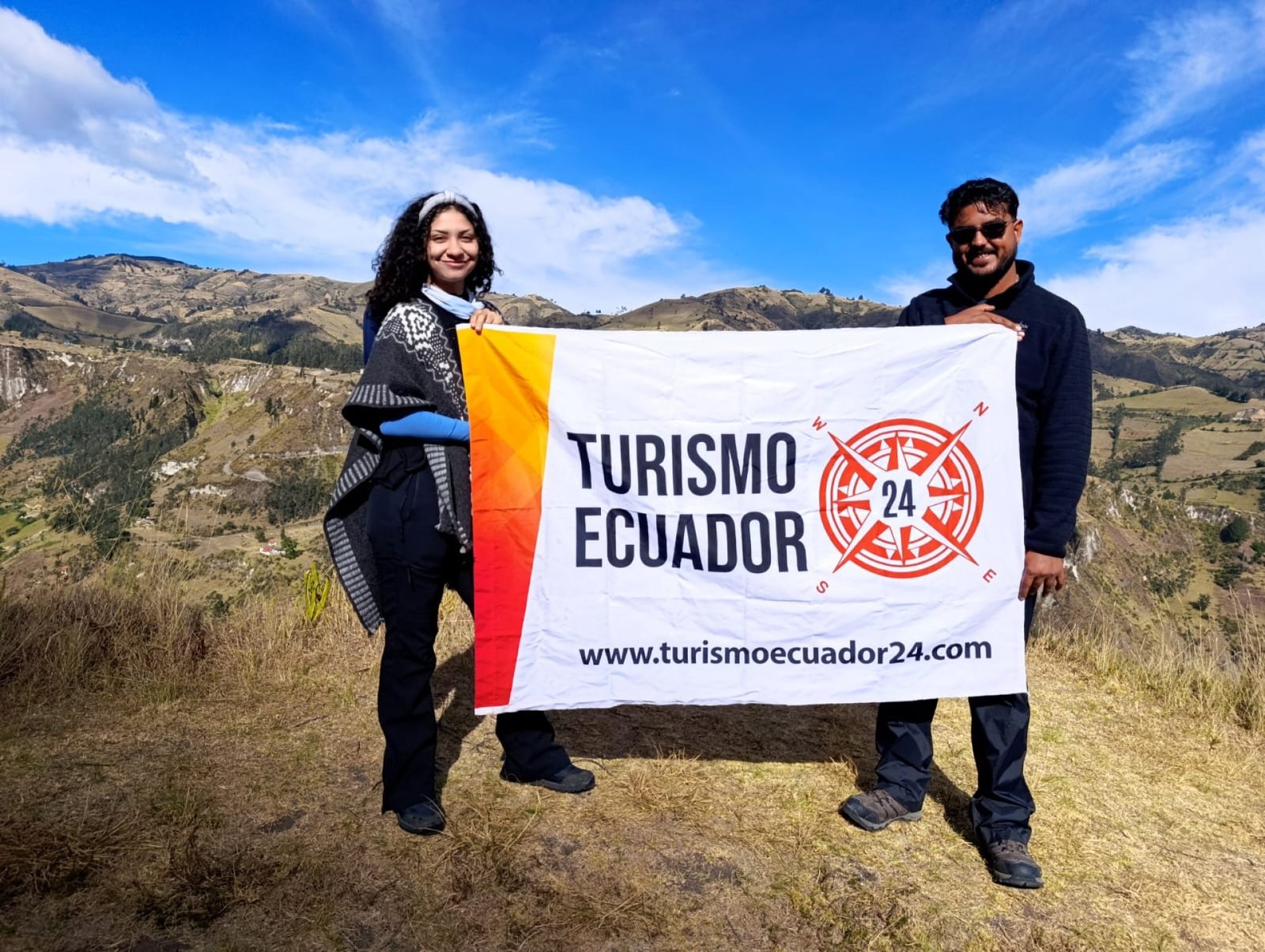 Private Quilotoa Loop Tour 5 Days | Ecuador Trekking Adventure