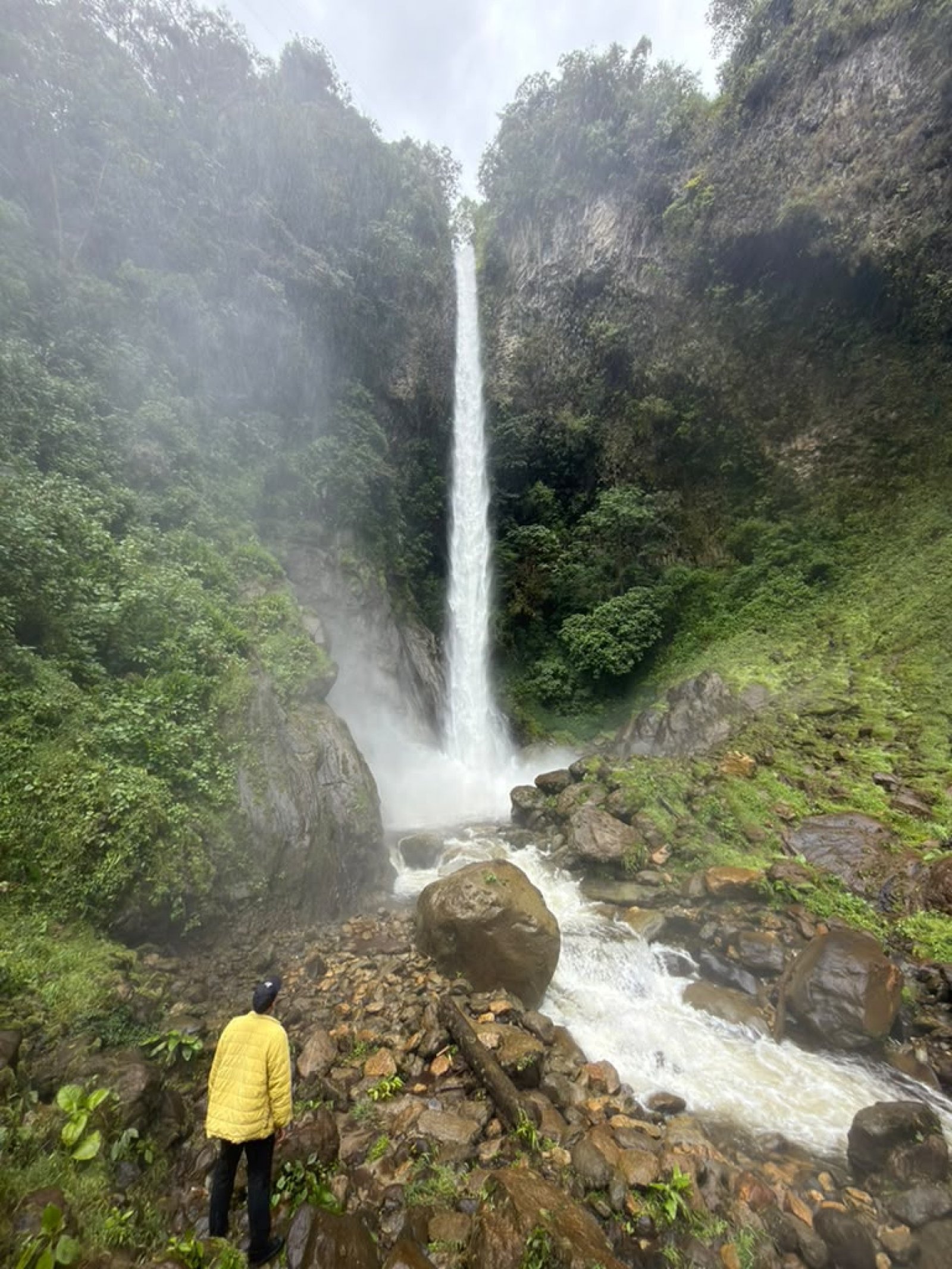 Tour 8 Cascadas en Quad en Baños | Experiencia Completa de 5 Horas en Ecuador